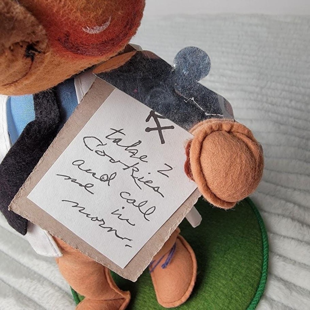 Vintage 1993 Annalee Doctor Bear Doll: Medical Office Decor - Picture 5 of 7